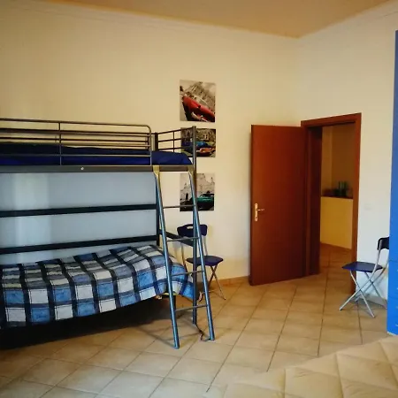 L'aura Apartment *
